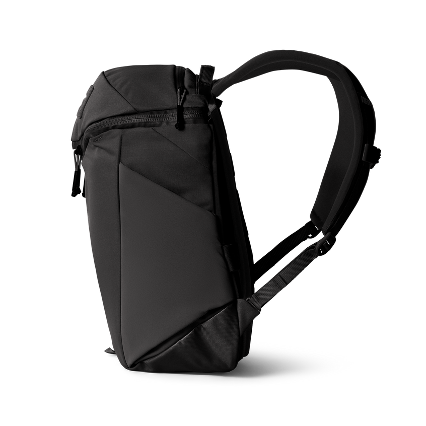 Ranchero™ 18L Backpack Black