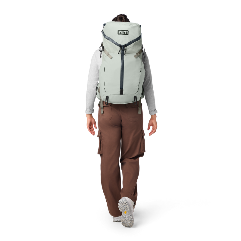 Women's Skala™ 40L Hiking Pack Classic Navy
