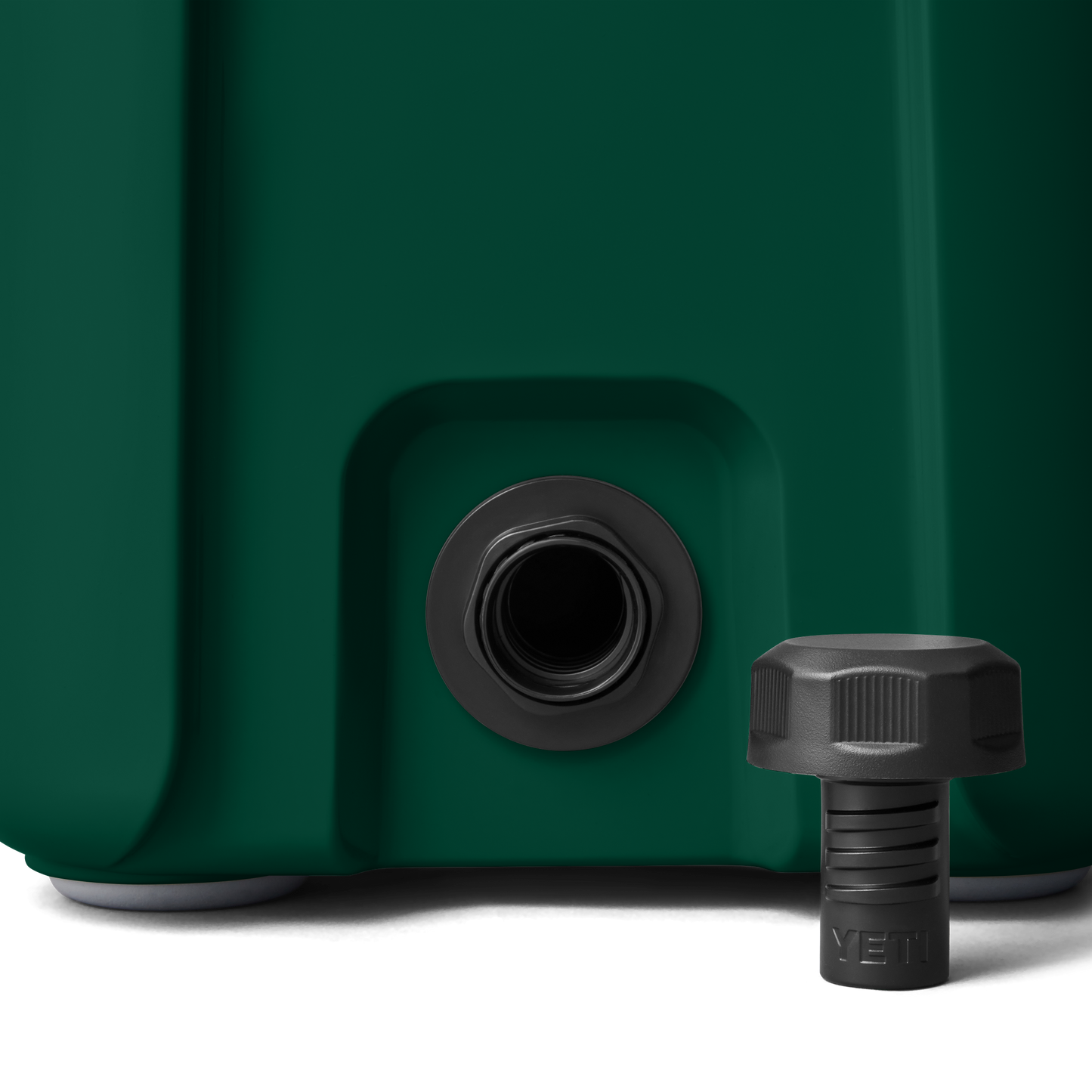 YETI Roadie® 15 Hard Cooler Black Forest Green