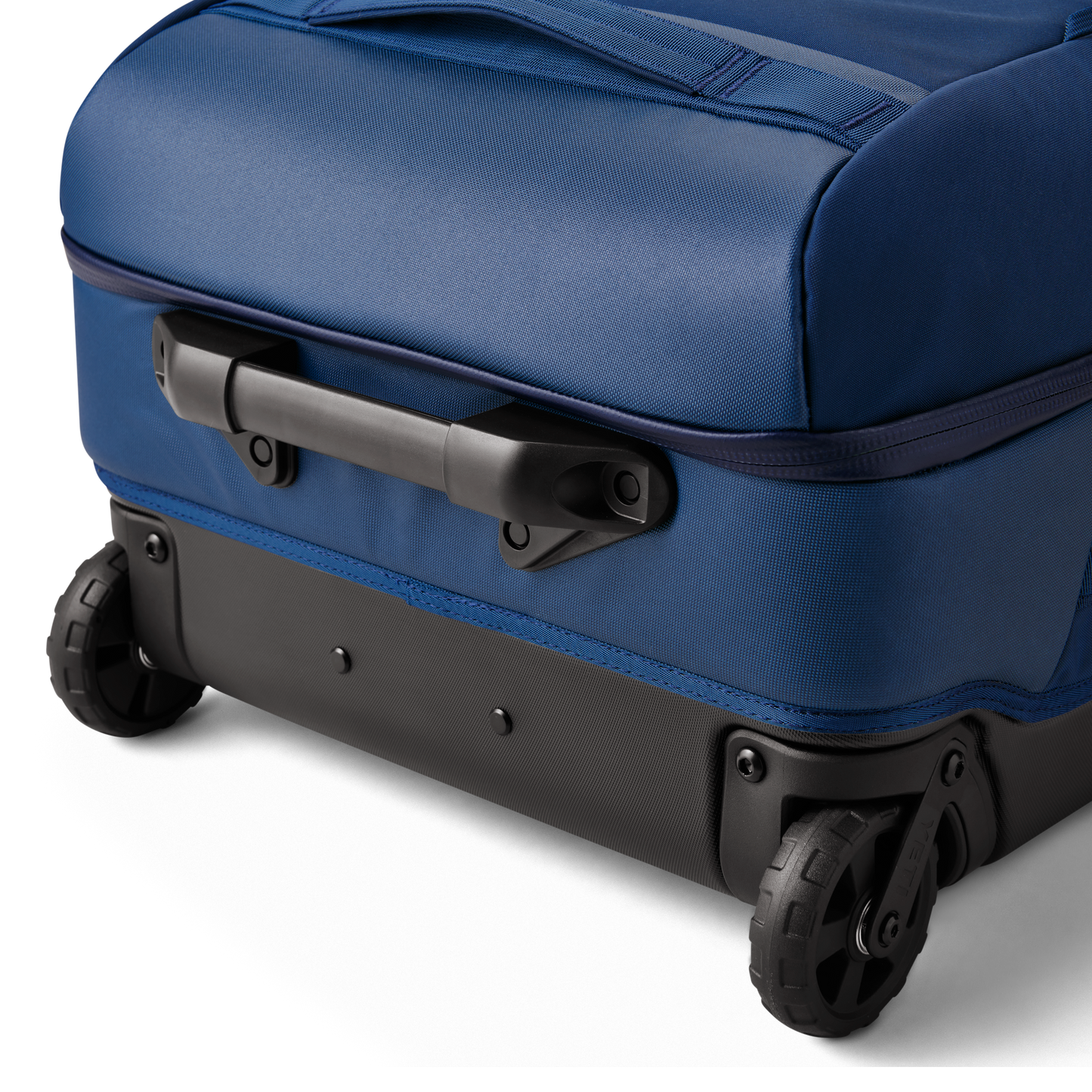 Crossroads® 73L/29" Wheeled Luggage Navy