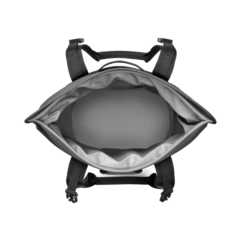 YETI Hopper® M15 Soft Cooler Charcoal