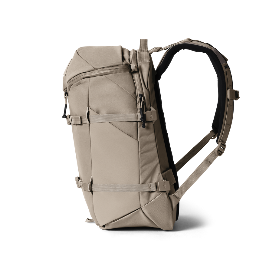 Ranchero™ 27L Backpack Cape Dark Taupe