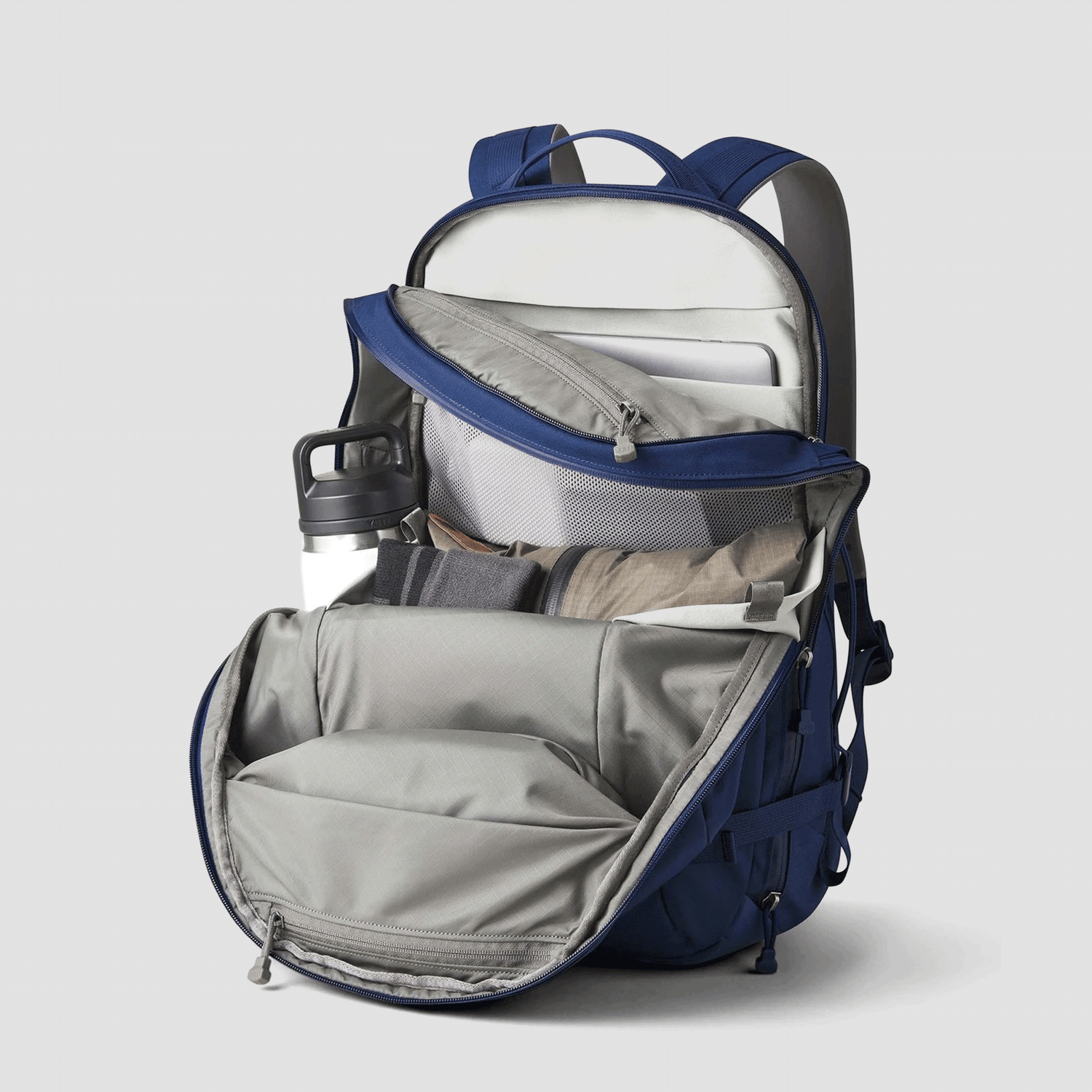 YETI Crossroads® 27L Backpack Navy